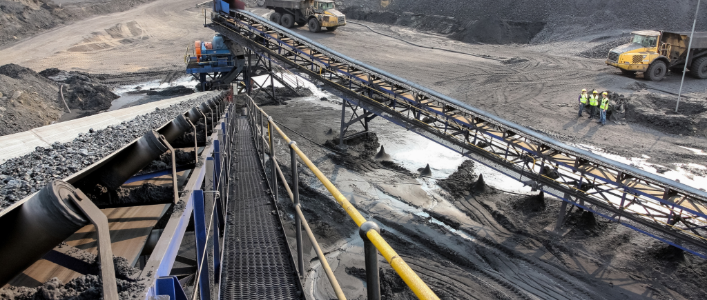 Heavy-duty Ultra Durable Conveyor Belts for Mining Industry transporting coal and aggregates